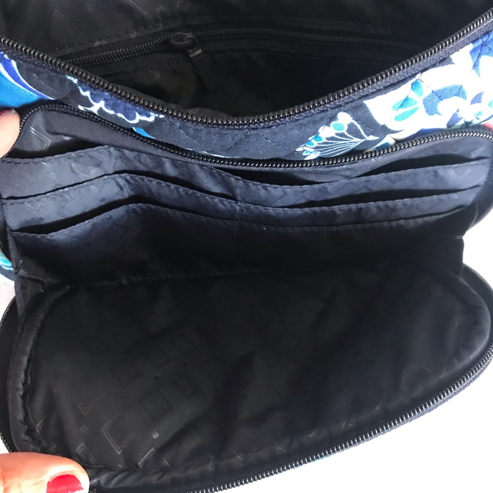 NWT Vera Bradley Little Hipster Lotus Flower Swirl - Picture 4 of 8